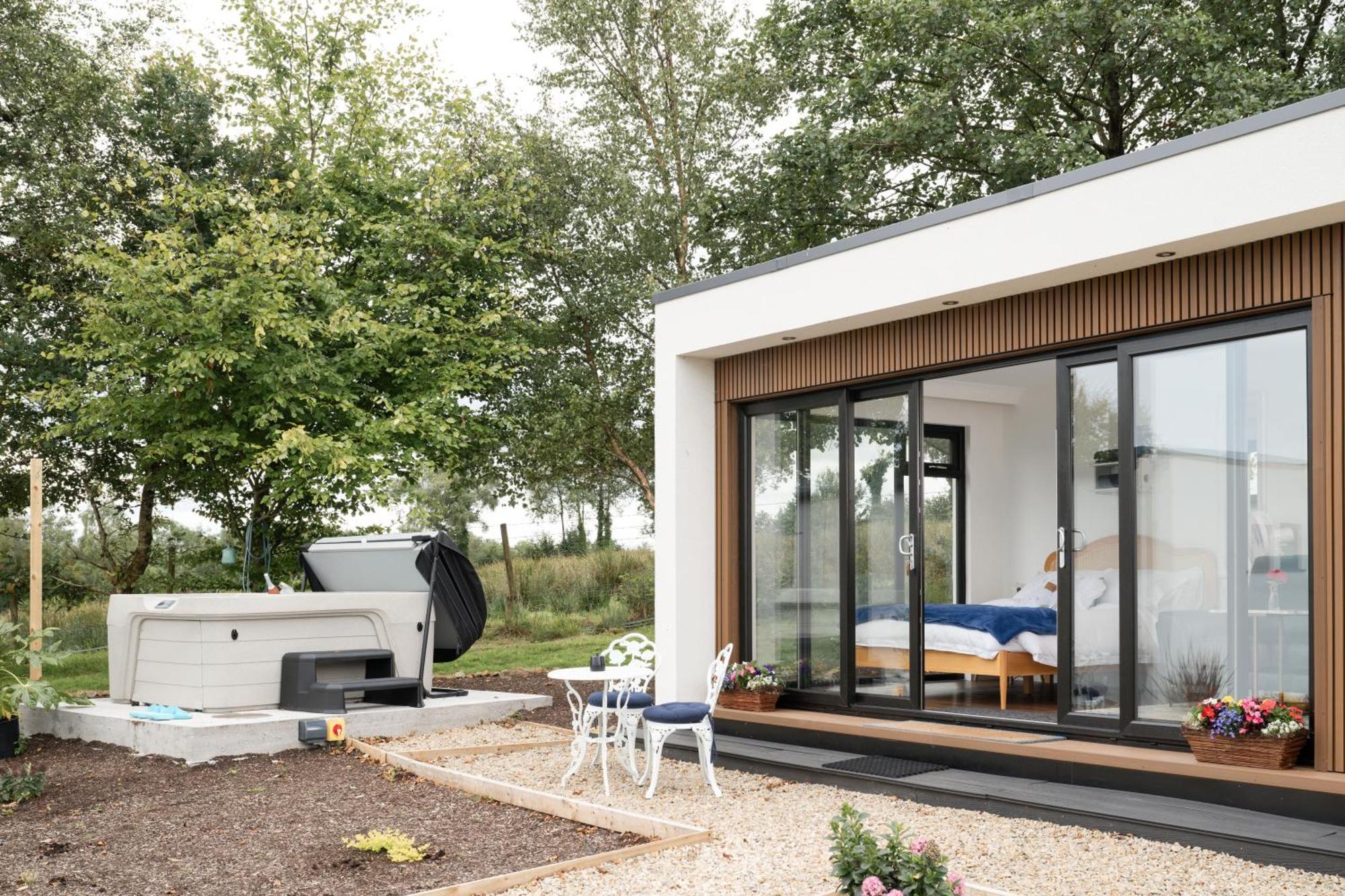Lakescape - Waterfront Self- Catering Cabins Enniskillen Exterior foto